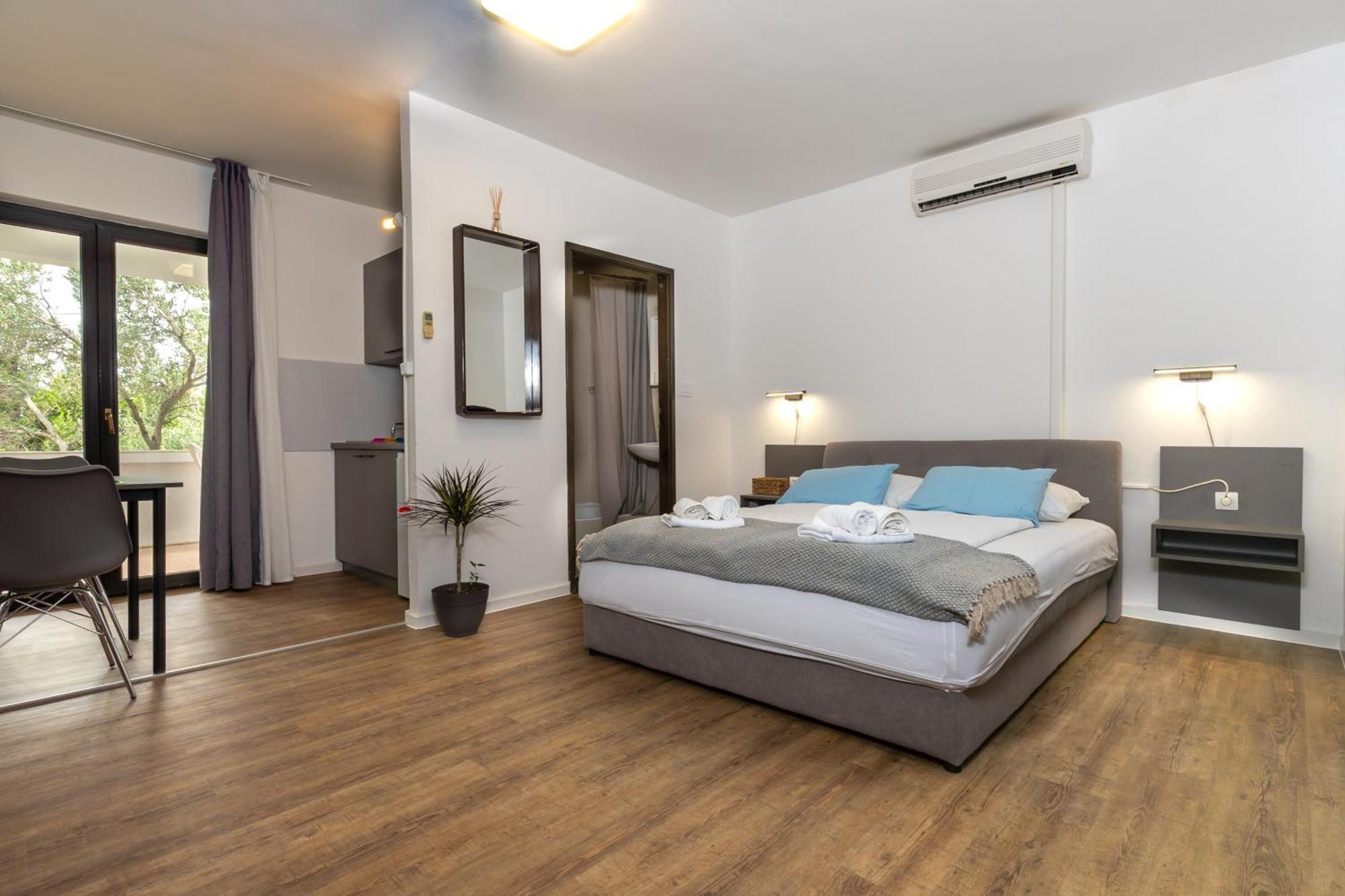 Apartments Dida Sime Starigrad Paklenica Bagian luar foto