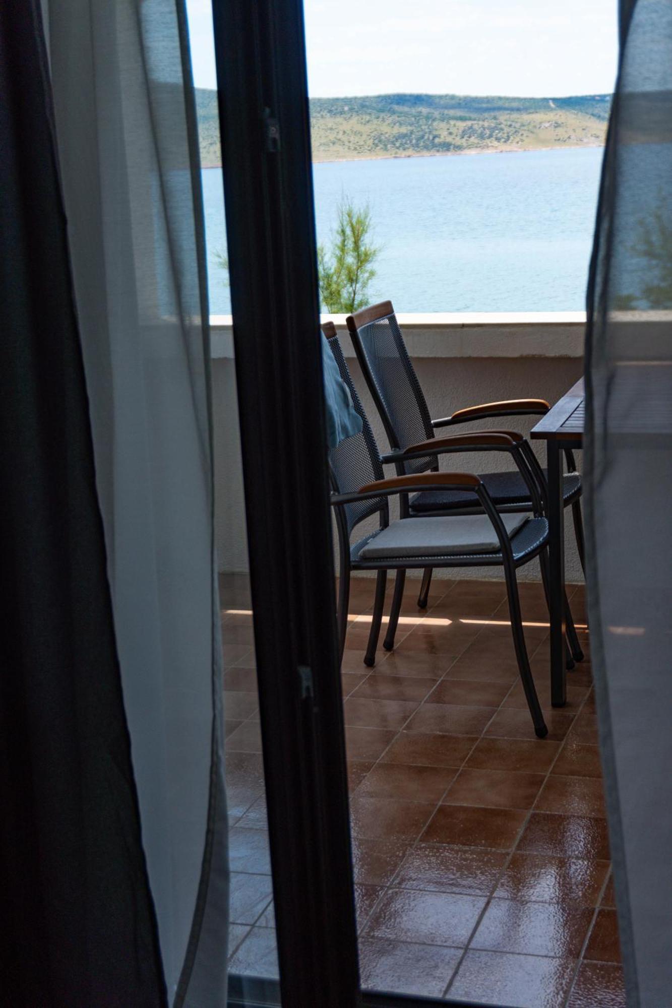 Apartments Dida Sime Starigrad Paklenica Bagian luar foto
